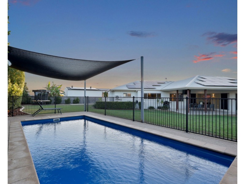 23 Lockyer Court, Rural View QLD 4740