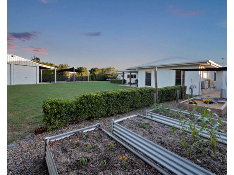 23 Lockyer Court, Rural View QLD 4740