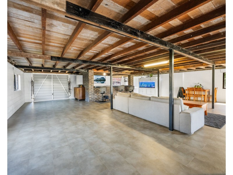 19 English Street, South Mackay QLD 4740