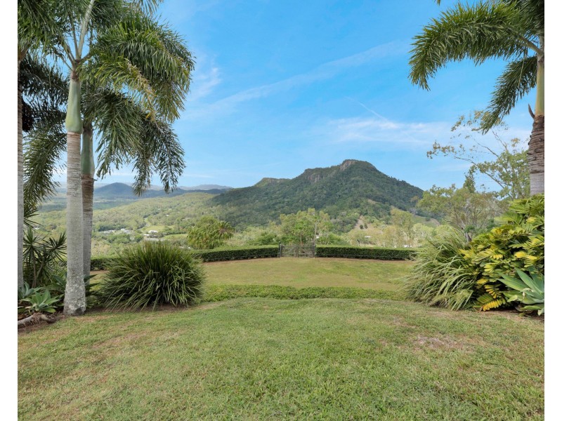 126 Ian Reddacliff Drive, The Leap QLD 4740