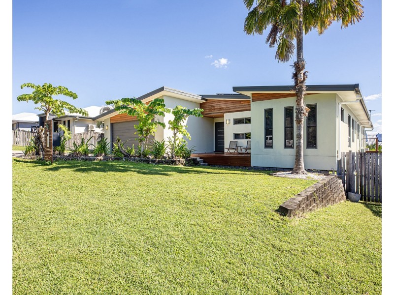 61 Manning Street, Rural View QLD 4740