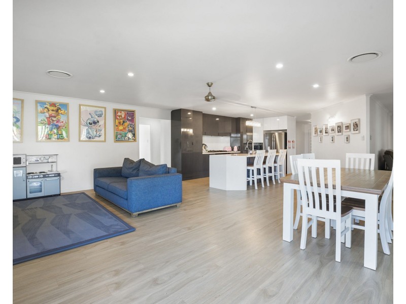 61 Manning Street, Rural View QLD 4740
