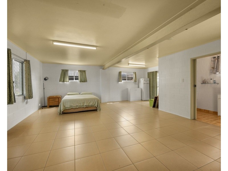 4 Begonia Court, Beaconsfield QLD 4740