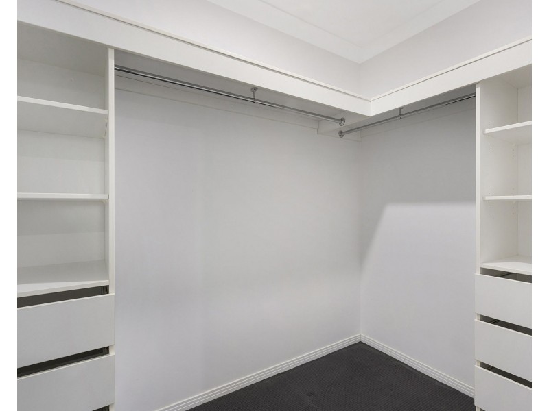 14 Makybe Diva Drive, Ooralea QLD 4740