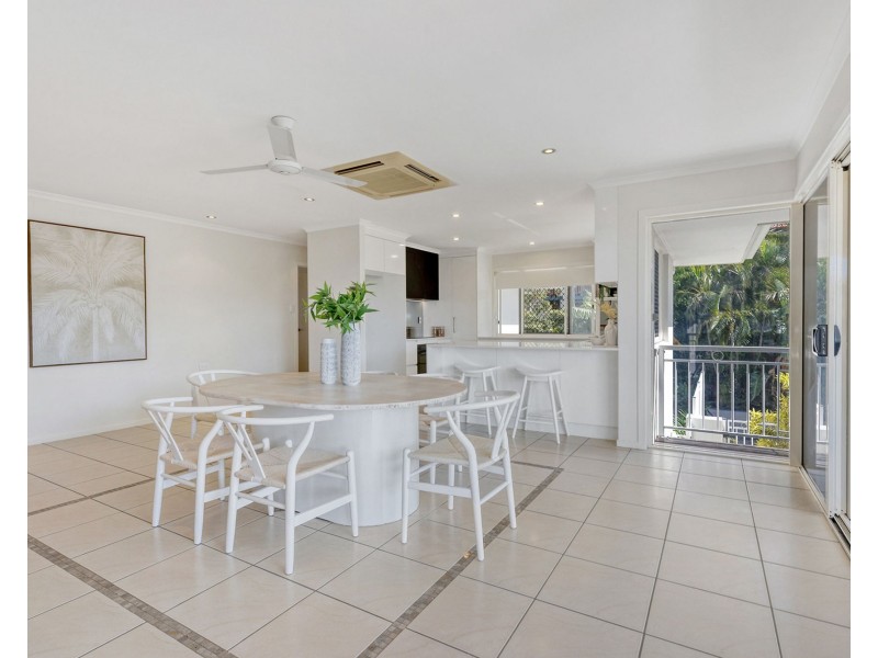 18 Coral Ridge Drive, Eimeo QLD 4740