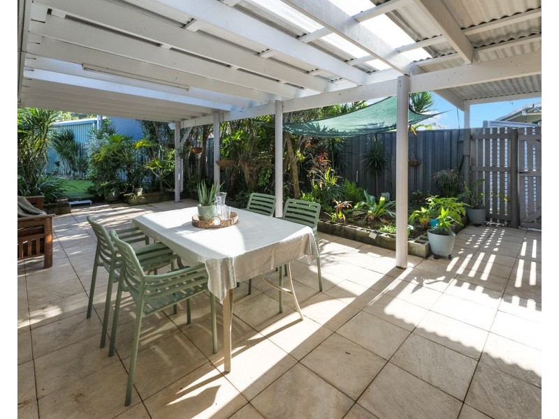 3 Lenesha Drive, Andergrove QLD 4740