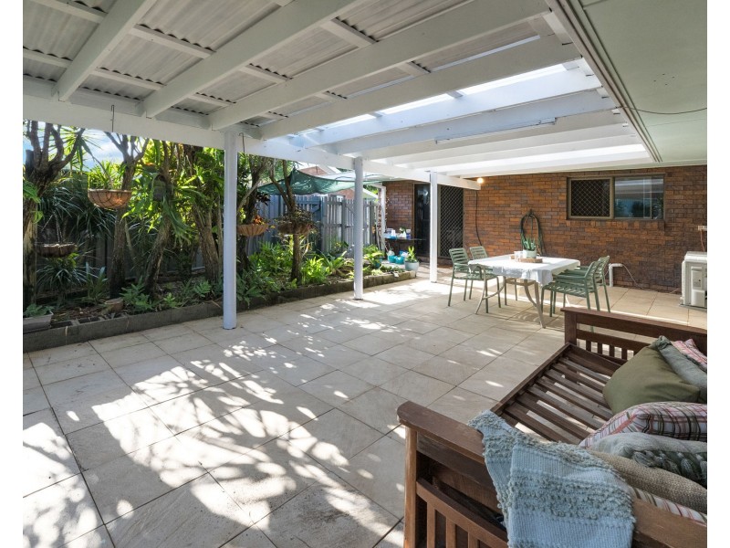 3 Lenesha Drive, Andergrove QLD 4740