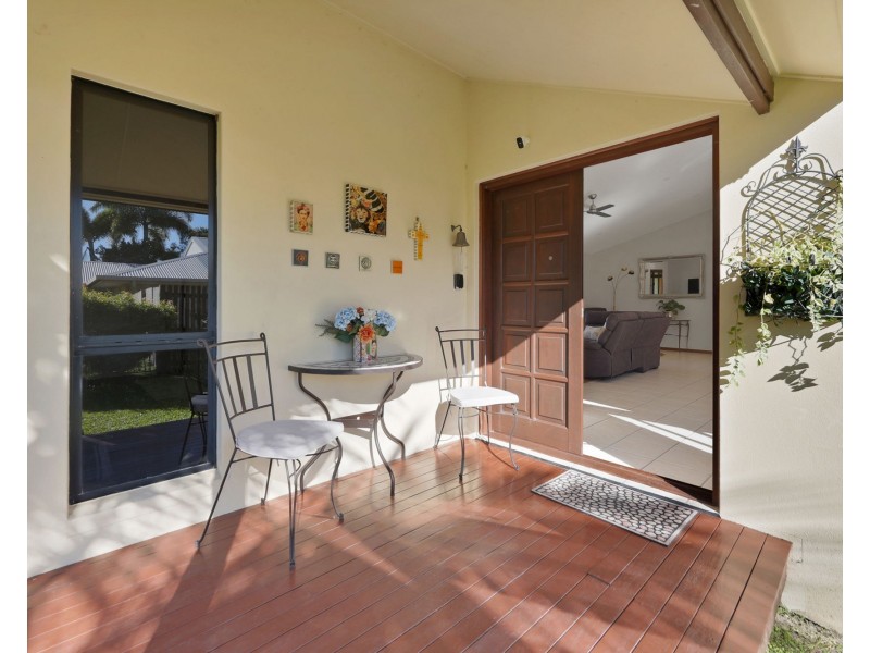 10 Dustwill Street, Eimeo QLD 4740