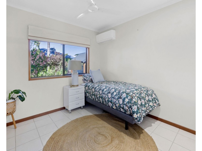 10 Dustwill Street, Eimeo QLD 4740