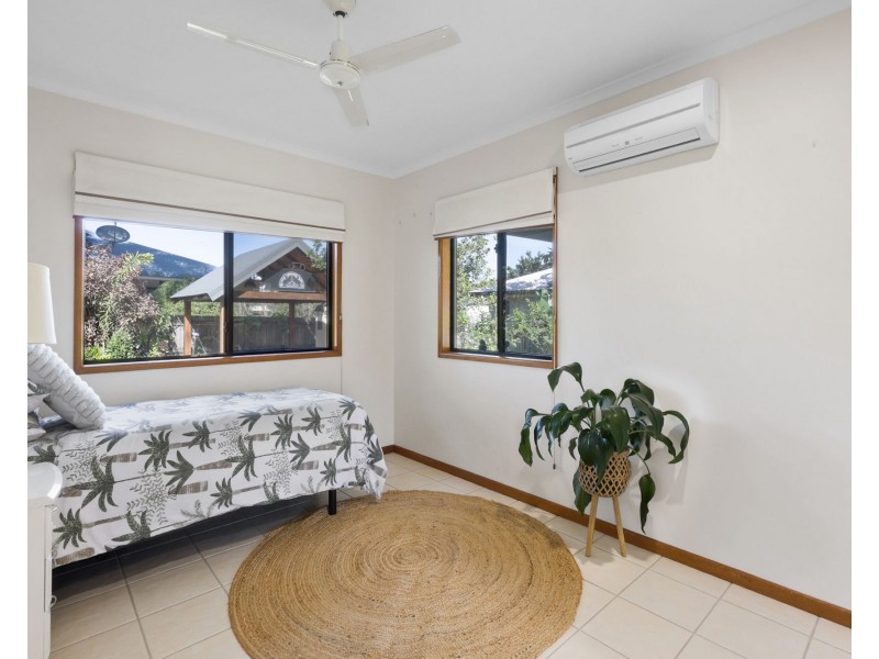 10 Dustwill Street, Eimeo QLD 4740