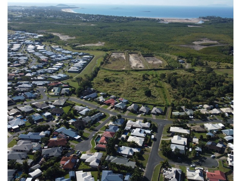 10 Dustwill Street, Eimeo QLD 4740