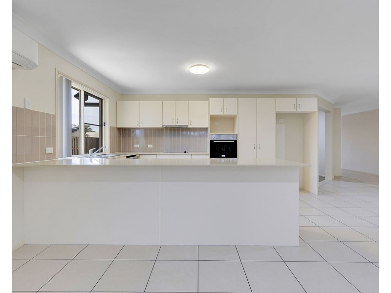 38 Whitehaven Drive, Blacks Beach QLD 4740