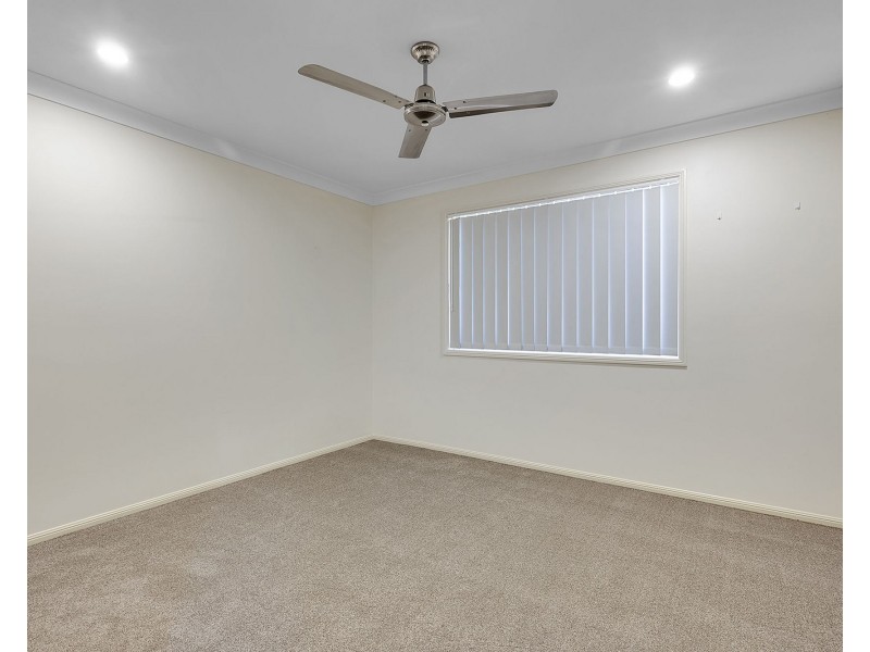 38 Whitehaven Drive, Blacks Beach QLD 4740