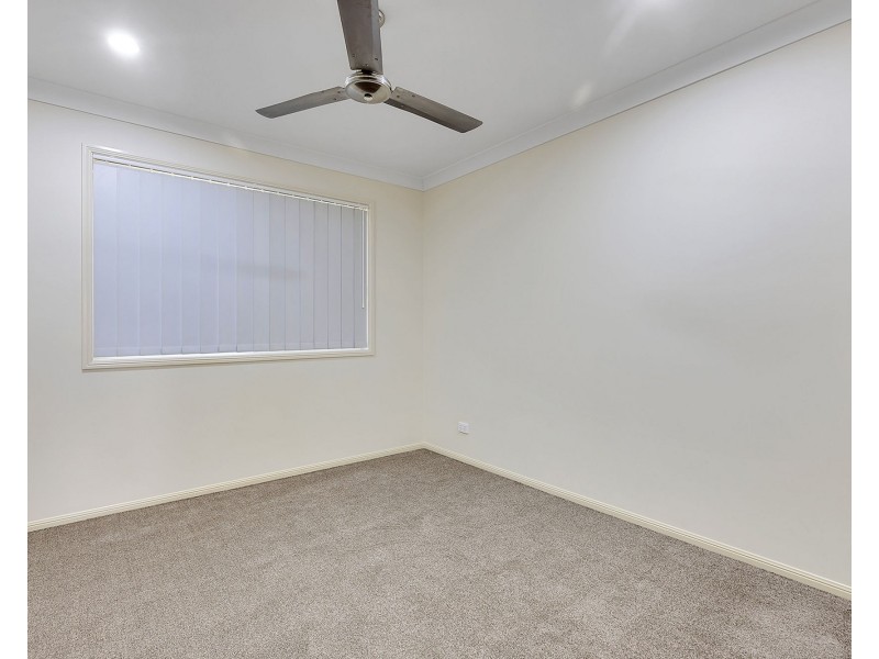38 Whitehaven Drive, Blacks Beach QLD 4740