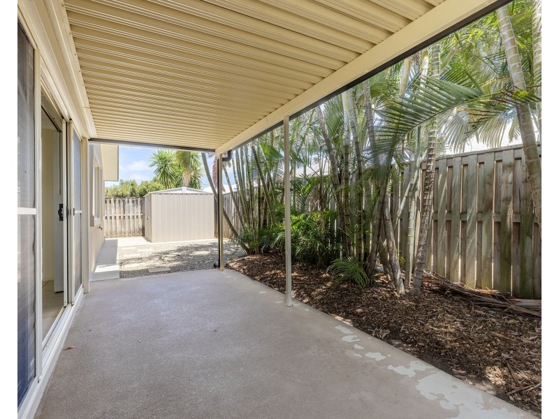 38 Whitehaven Drive, Blacks Beach QLD 4740