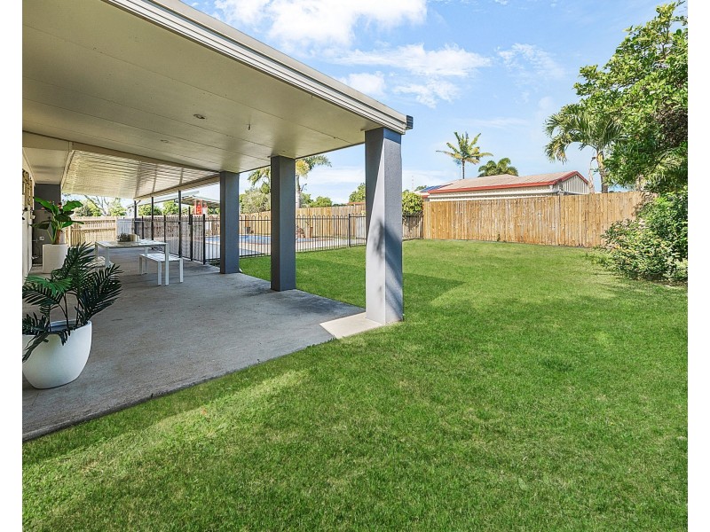 6 Jan Court, Mount Pleasant QLD 4740