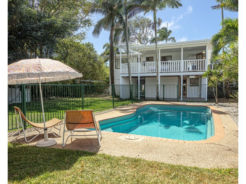 13 Cavanagh Drive, Blacks Beach QLD 4740