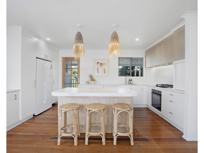 13 Cavanagh Drive, Blacks Beach QLD 4740
