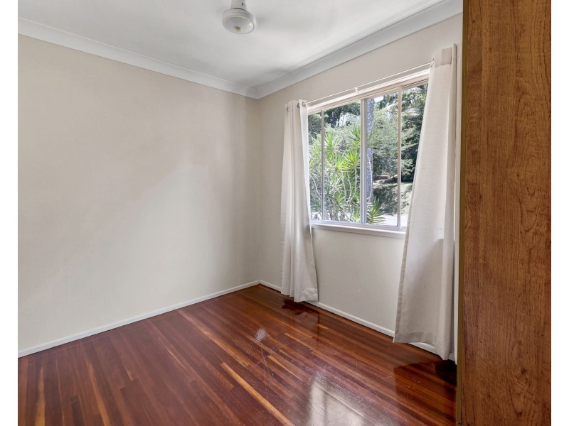 16 Amstead Street, Eimeo QLD 4740