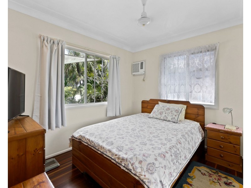 16 Amstead Street, Eimeo QLD 4740