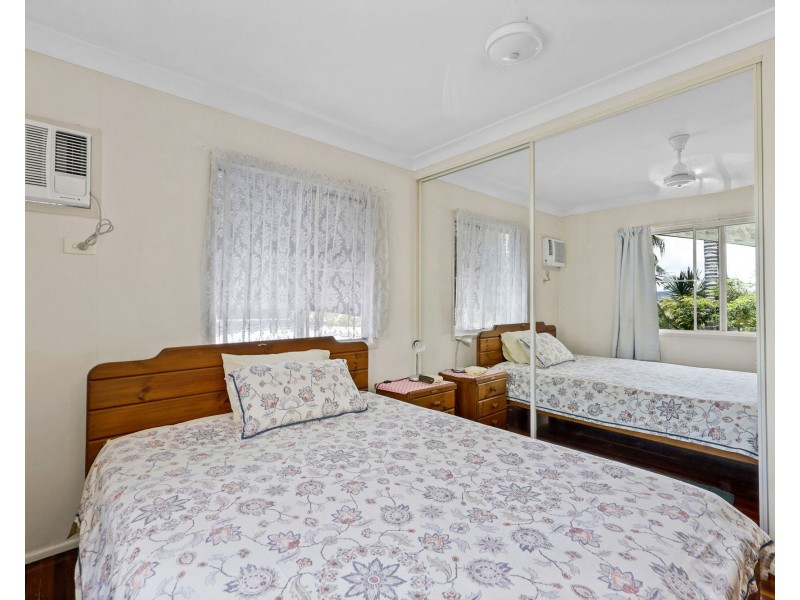 16 Amstead Street, Eimeo QLD 4740