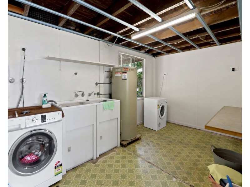 16 Amstead Street, Eimeo QLD 4740