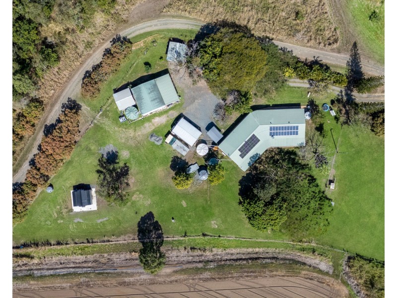 24768 Peak Downs Highway, Victoria Plains QLD 4751