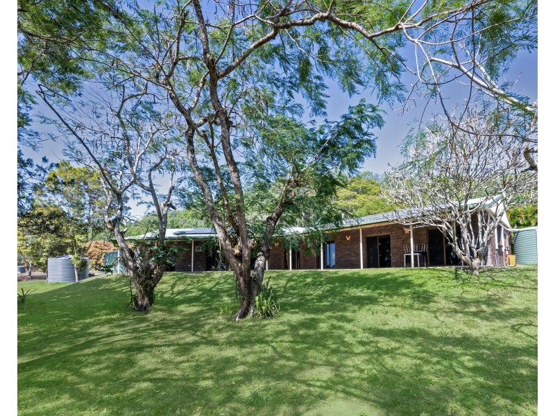 24768 Peak Downs Highway, Victoria Plains QLD 4751
