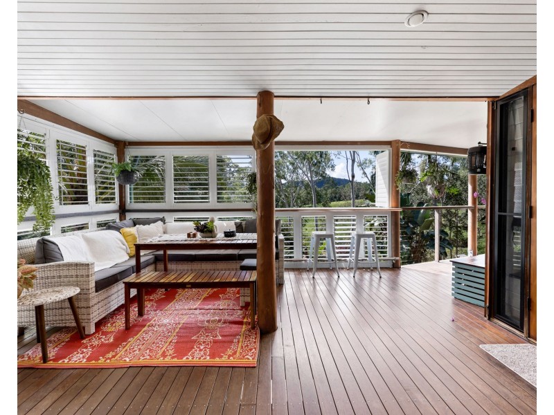 53 Thomas Road, Devereux Creek QLD 4753
