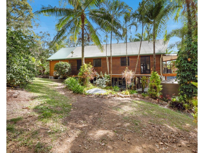 53 Thomas Road, Devereux Creek QLD 4753
