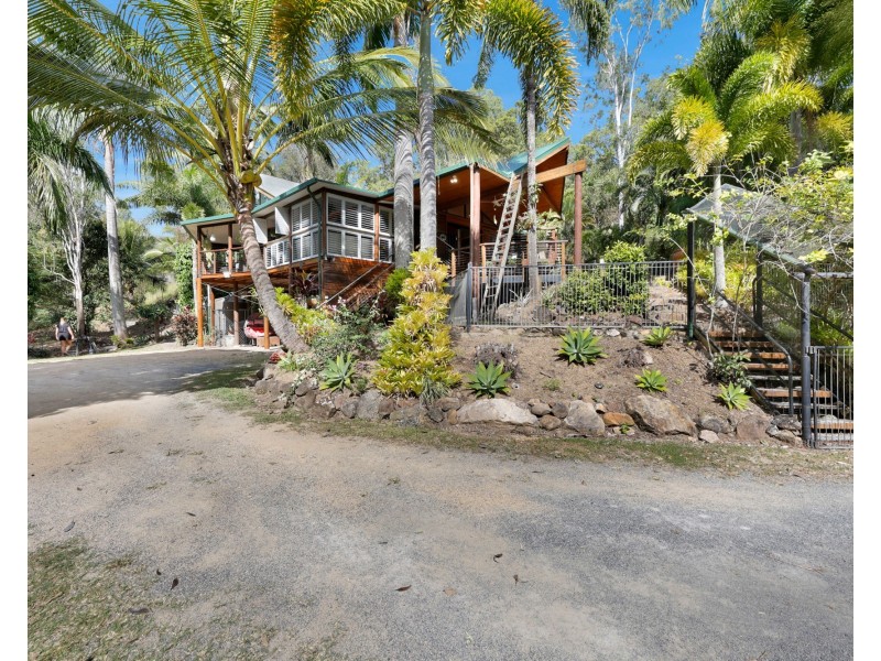 53 Thomas Road, Devereux Creek QLD 4753