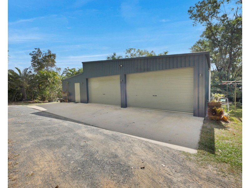53 Thomas Road, Devereux Creek QLD 4753