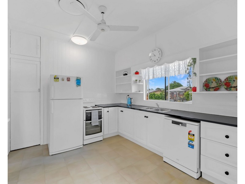 4 Stevenson Street, South Mackay QLD 4740