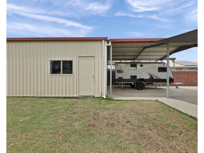 28 Caledonian Drive, Beaconsfield QLD 4740