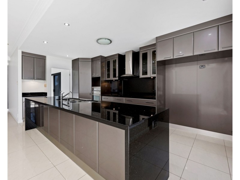 2 Tymons Court, Eimeo QLD 4740