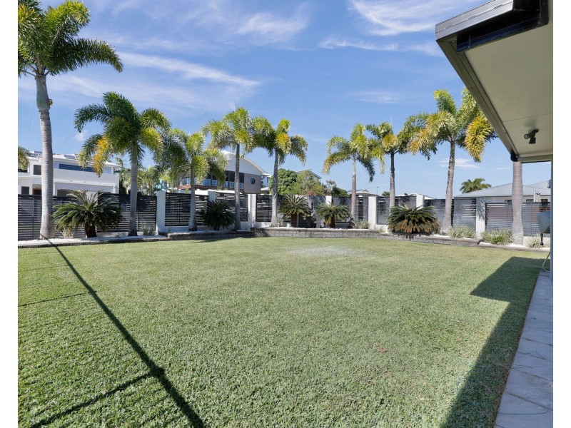 2 Tymons Court, Eimeo QLD 4740