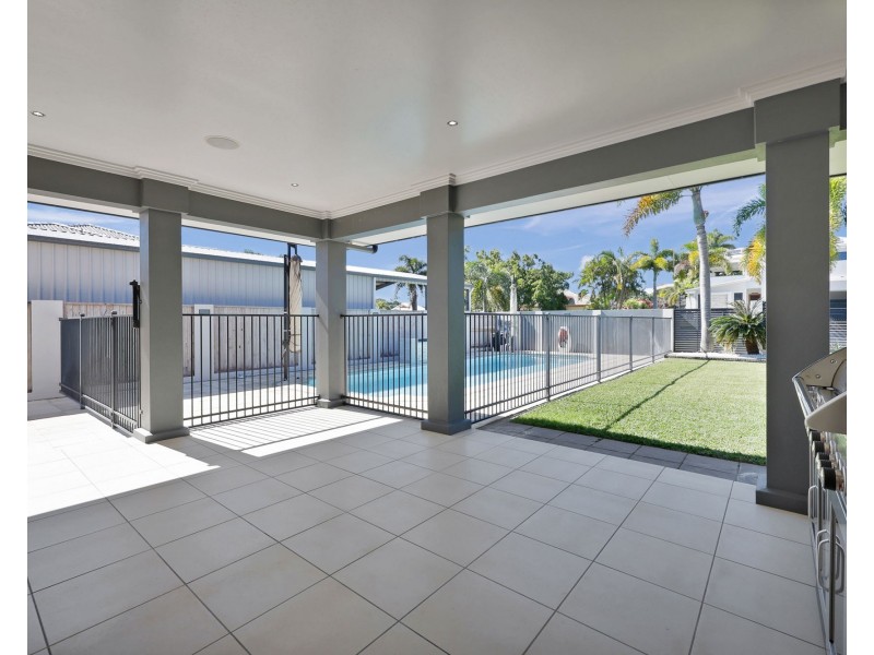 2 Tymons Court, Eimeo QLD 4740
