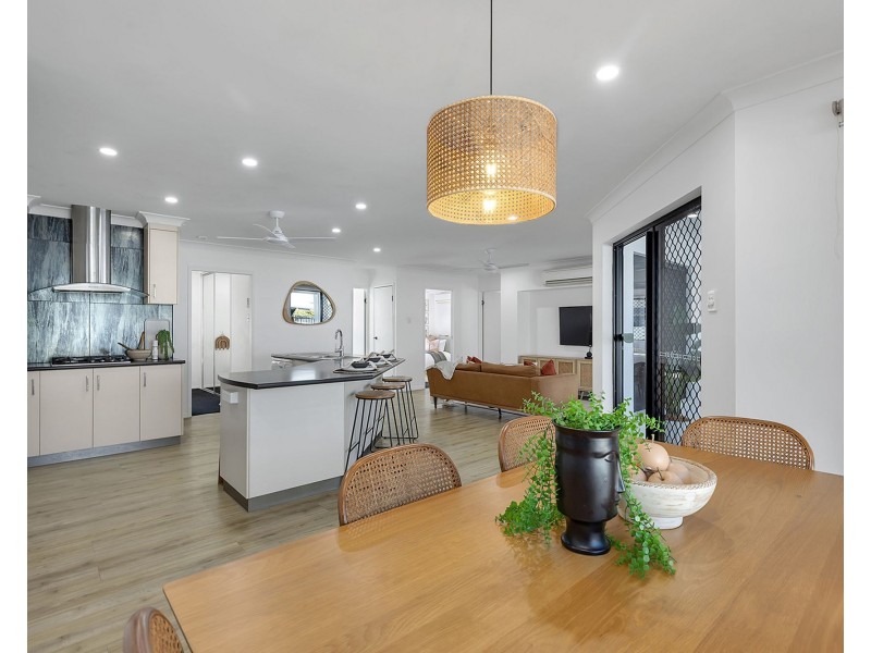 22 Hinze Circuit, Rural View QLD 4740