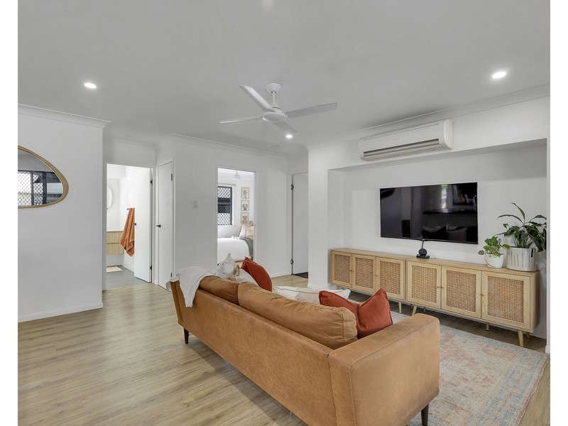 22 Hinze Circuit, Rural View QLD 4740