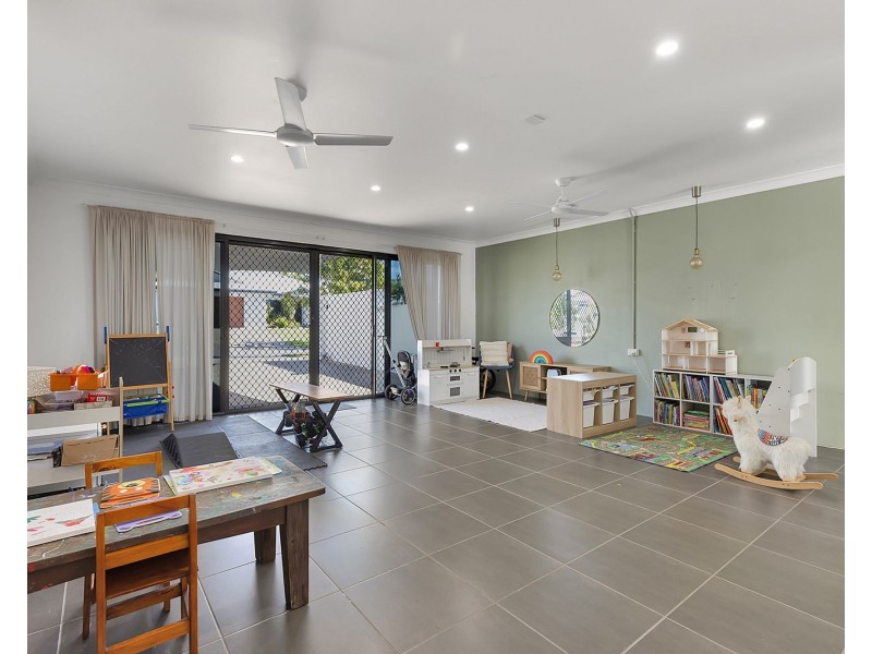 22 Hinze Circuit, Rural View QLD 4740