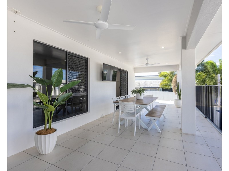 22 Hinze Circuit, Rural View QLD 4740