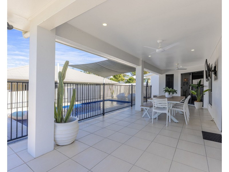 22 Hinze Circuit, Rural View QLD 4740