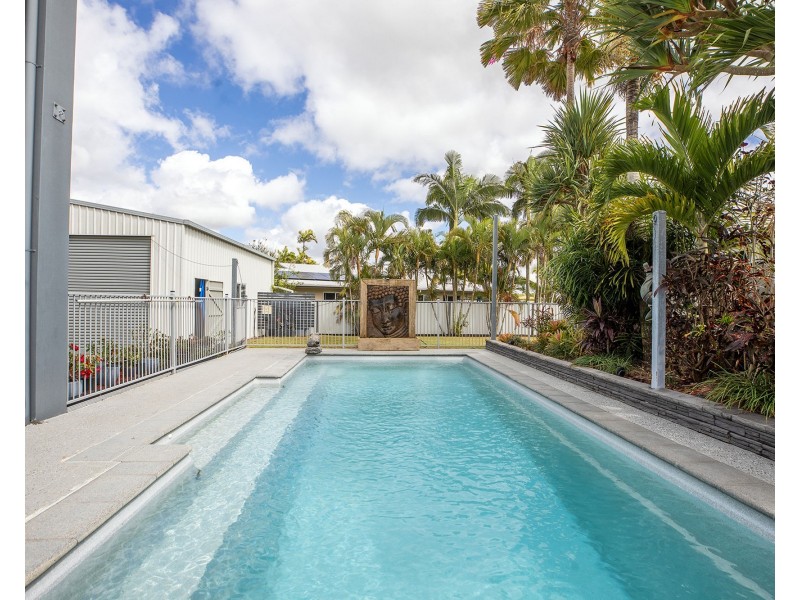 33 Gingham Street, Glenella QLD 4740