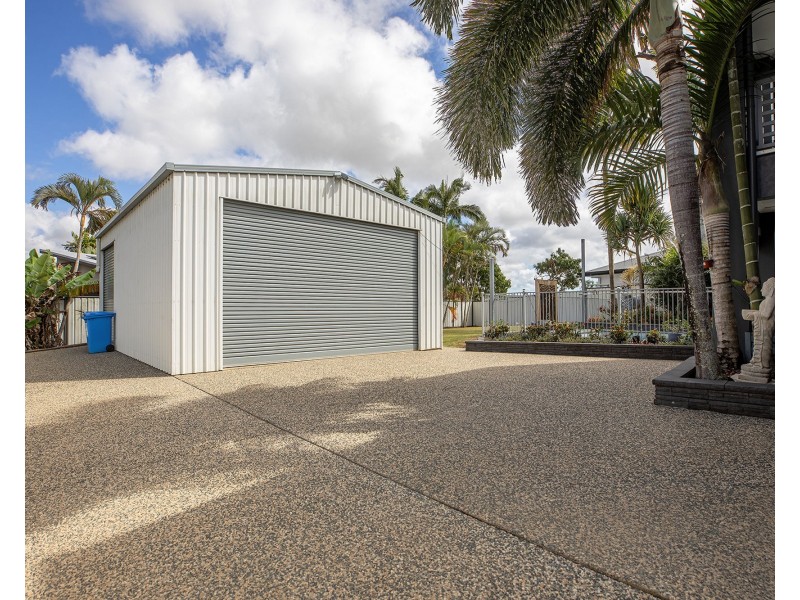 33 Gingham Street, Glenella QLD 4740