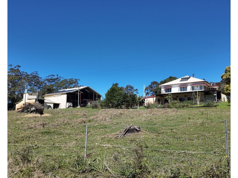 981 Eungella Dam Road, Crediton QLD 4757