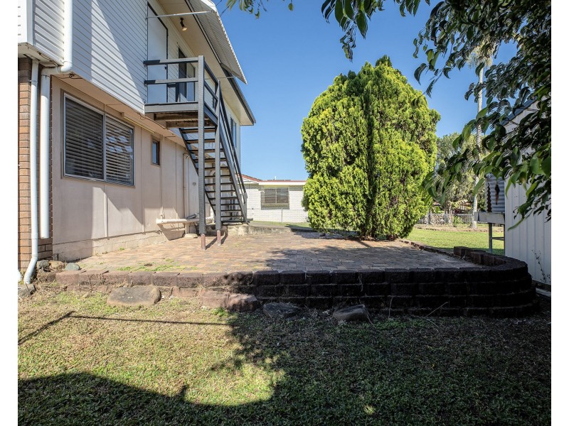 18 Margaret Street, Walkerston QLD 4751