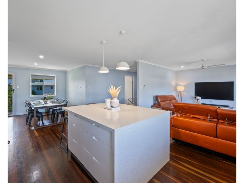 2 Bona Vista Drive, Mount Pleasant QLD 4740