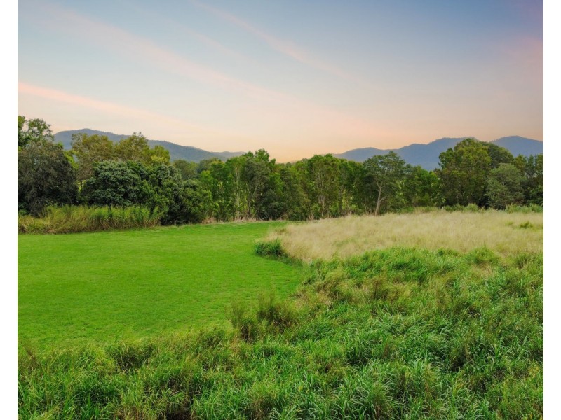 16 Sorbellos Road, Eton QLD 4741