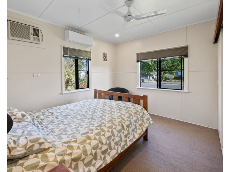 20 William Street, South Mackay QLD 4740