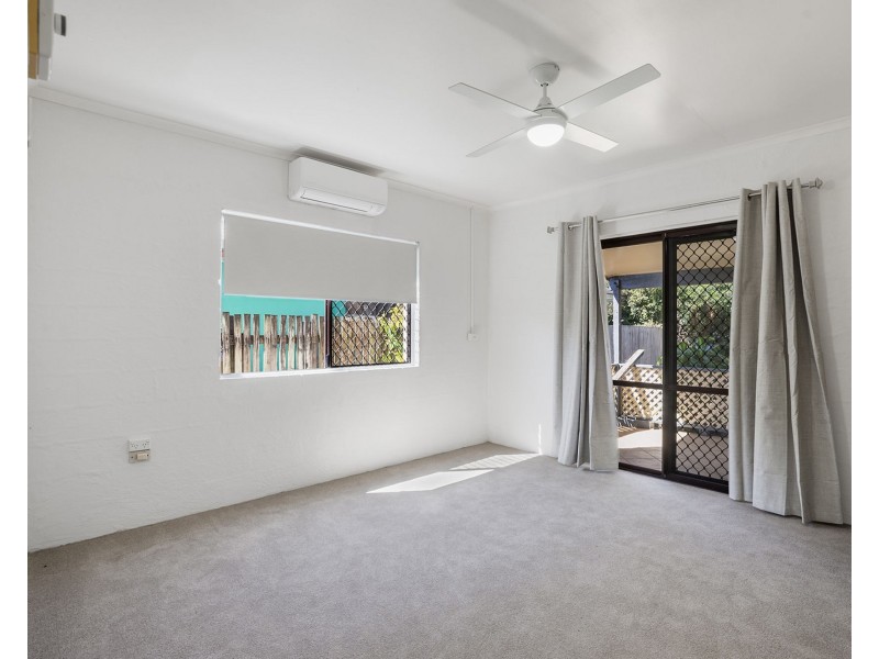 8 Kemp Street, Bucasia QLD 4750